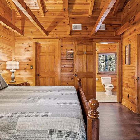 Mountain Laurel Holiday Home Гетлинбург Екстериор снимка