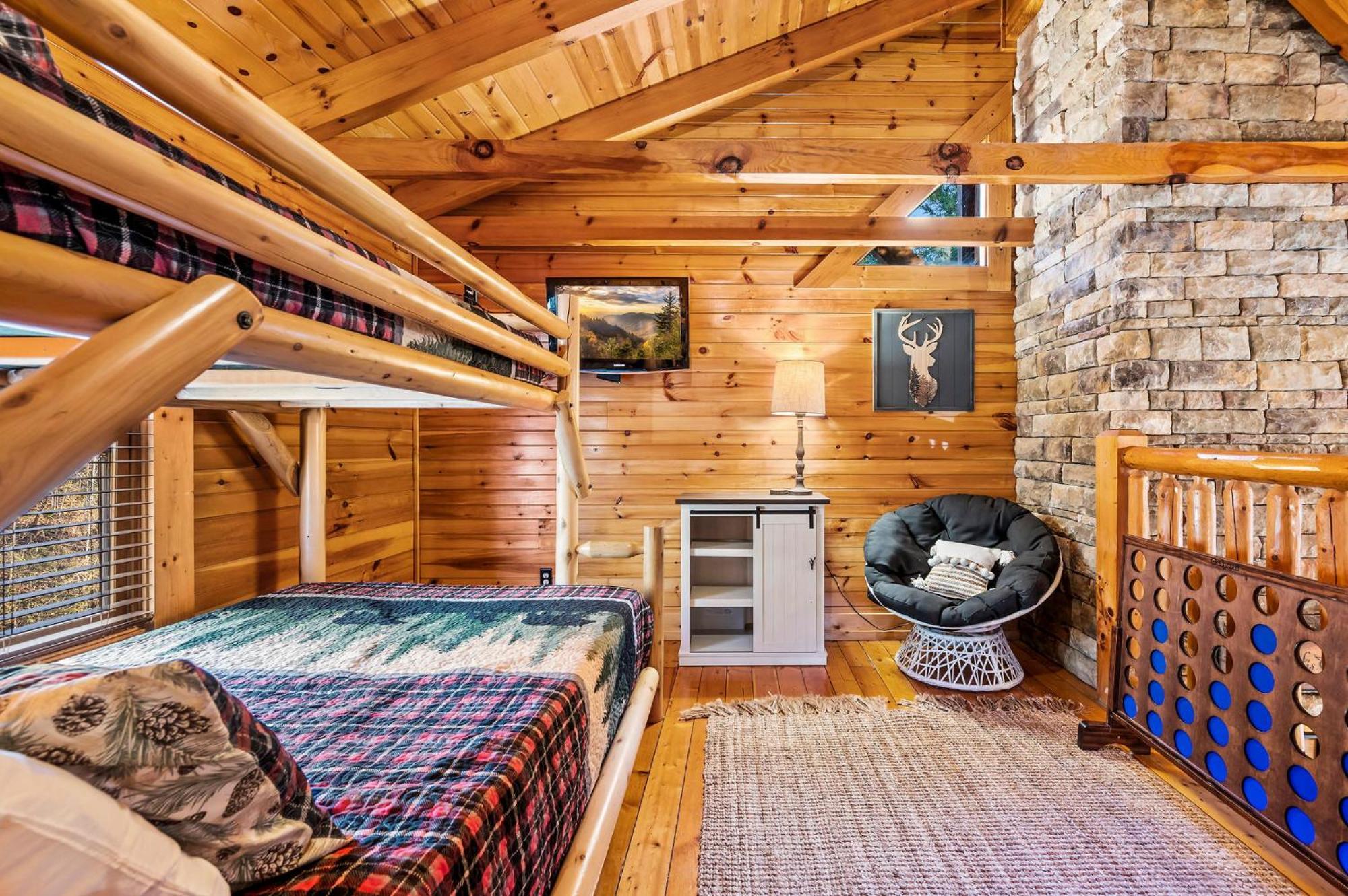 Mountain Laurel Holiday Home Гетлинбург Екстериор снимка