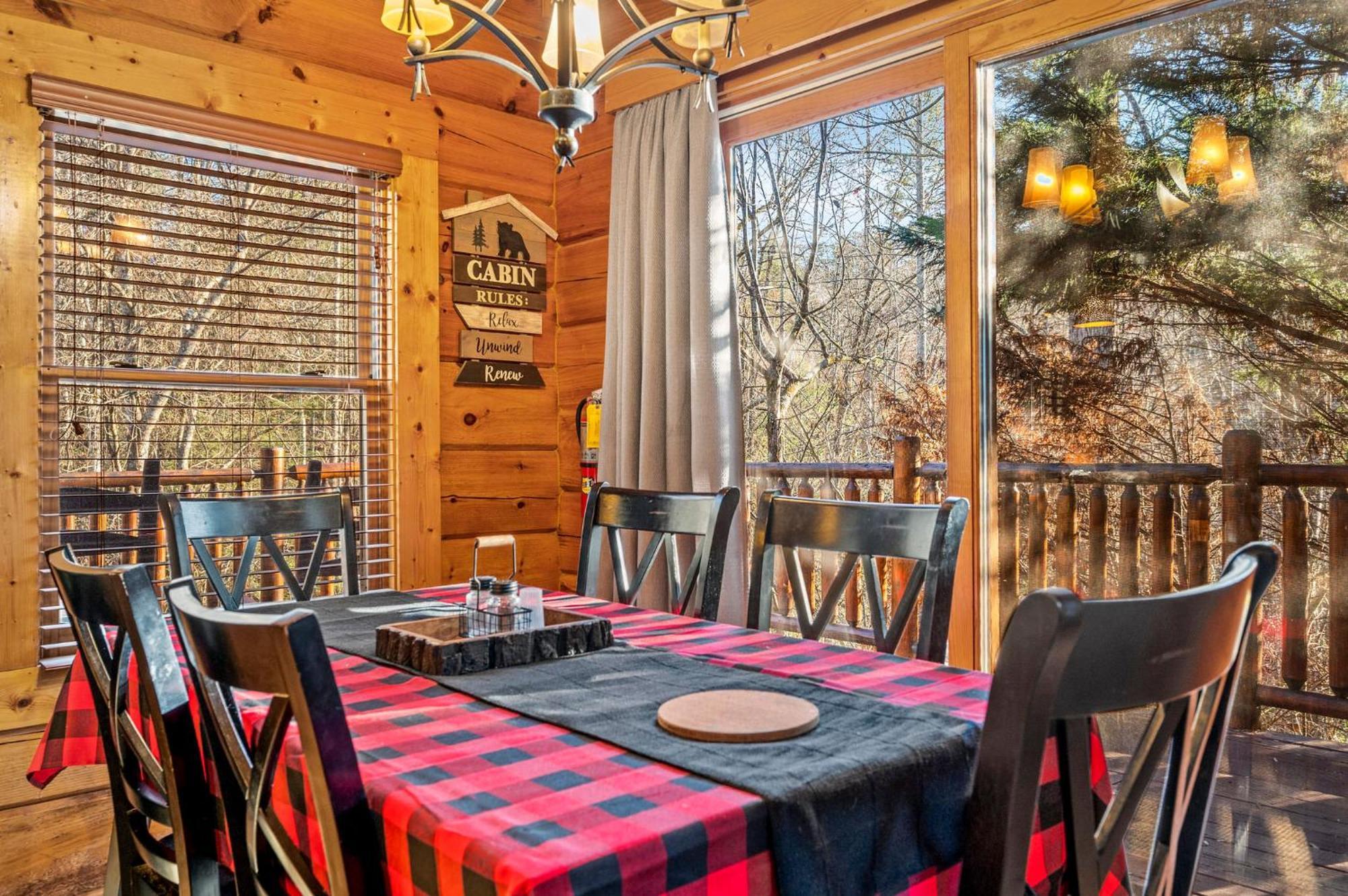 Mountain Laurel Holiday Home Гетлинбург Екстериор снимка
