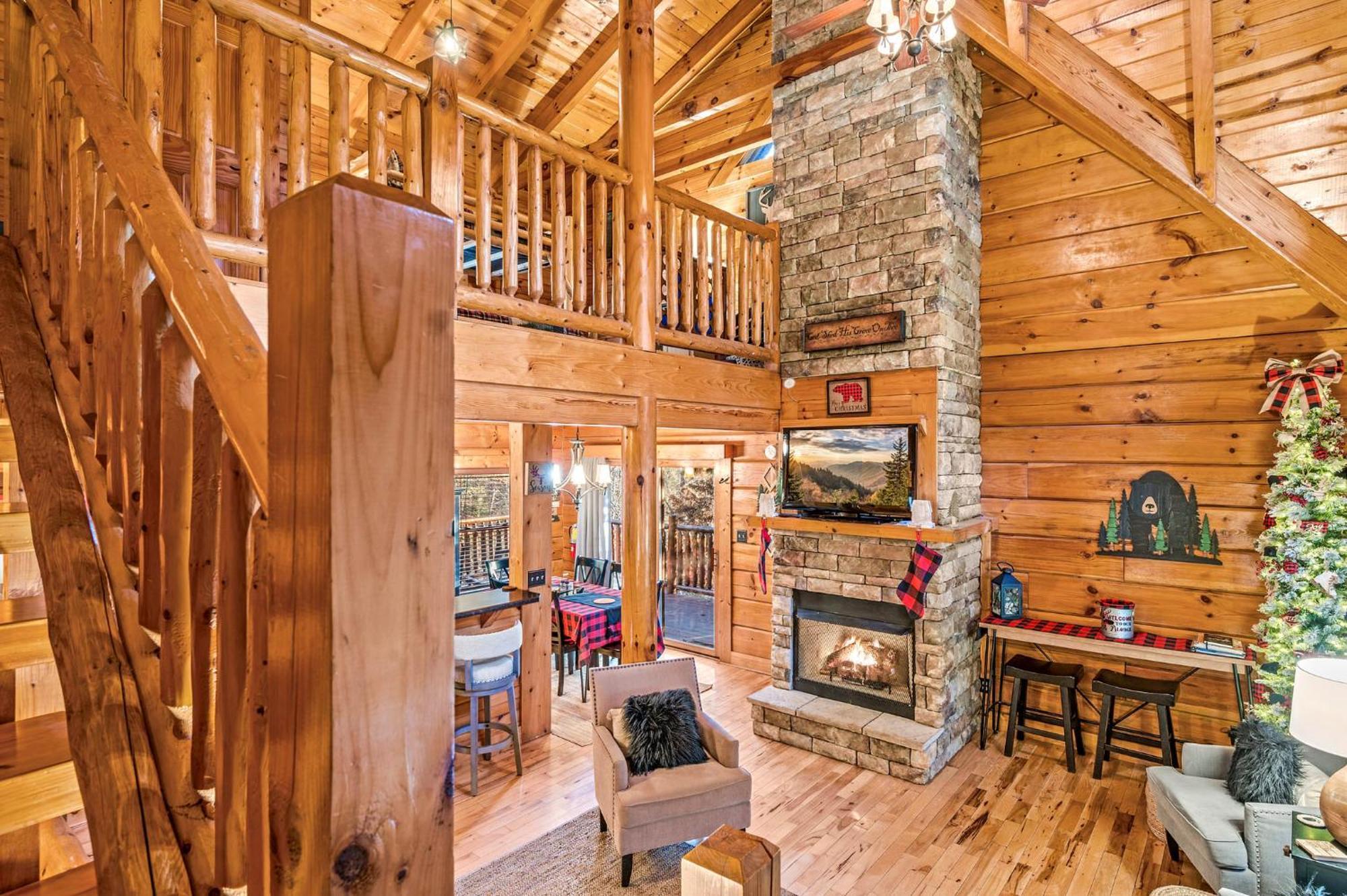 Mountain Laurel Holiday Home Гетлинбург Екстериор снимка
