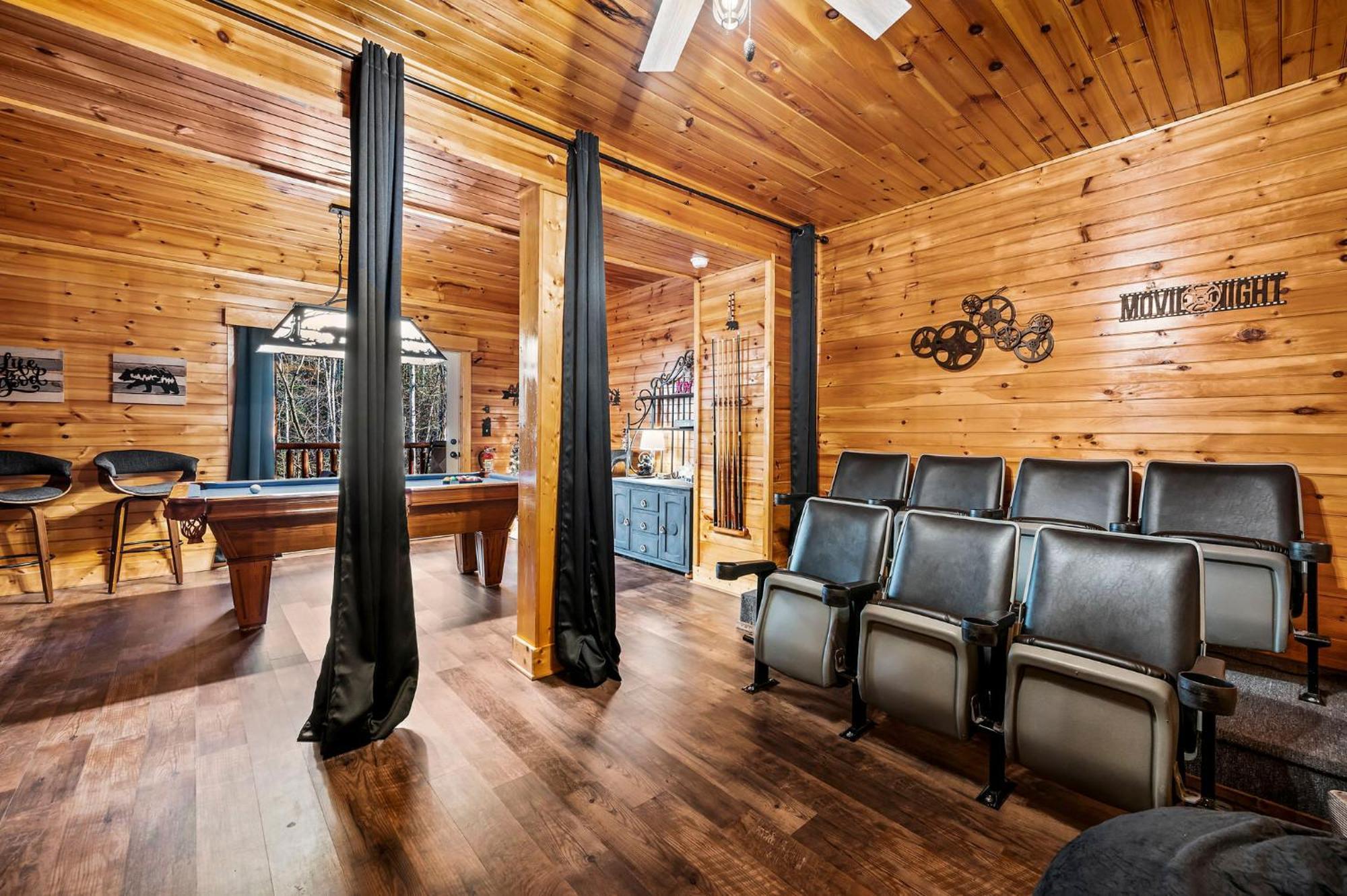 Mountain Laurel Holiday Home Гетлинбург Екстериор снимка