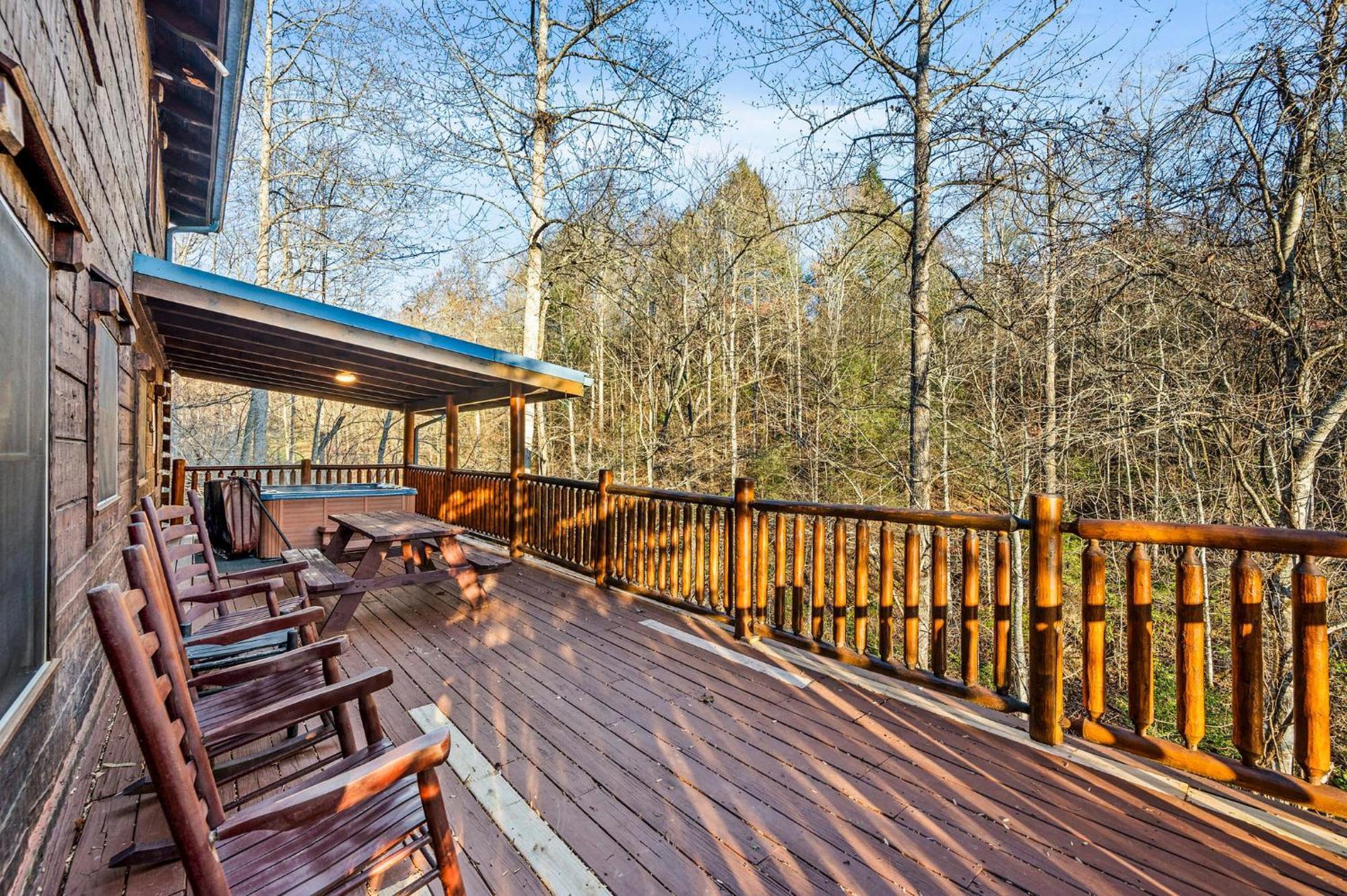 Mountain Laurel Holiday Home Гетлинбург Екстериор снимка