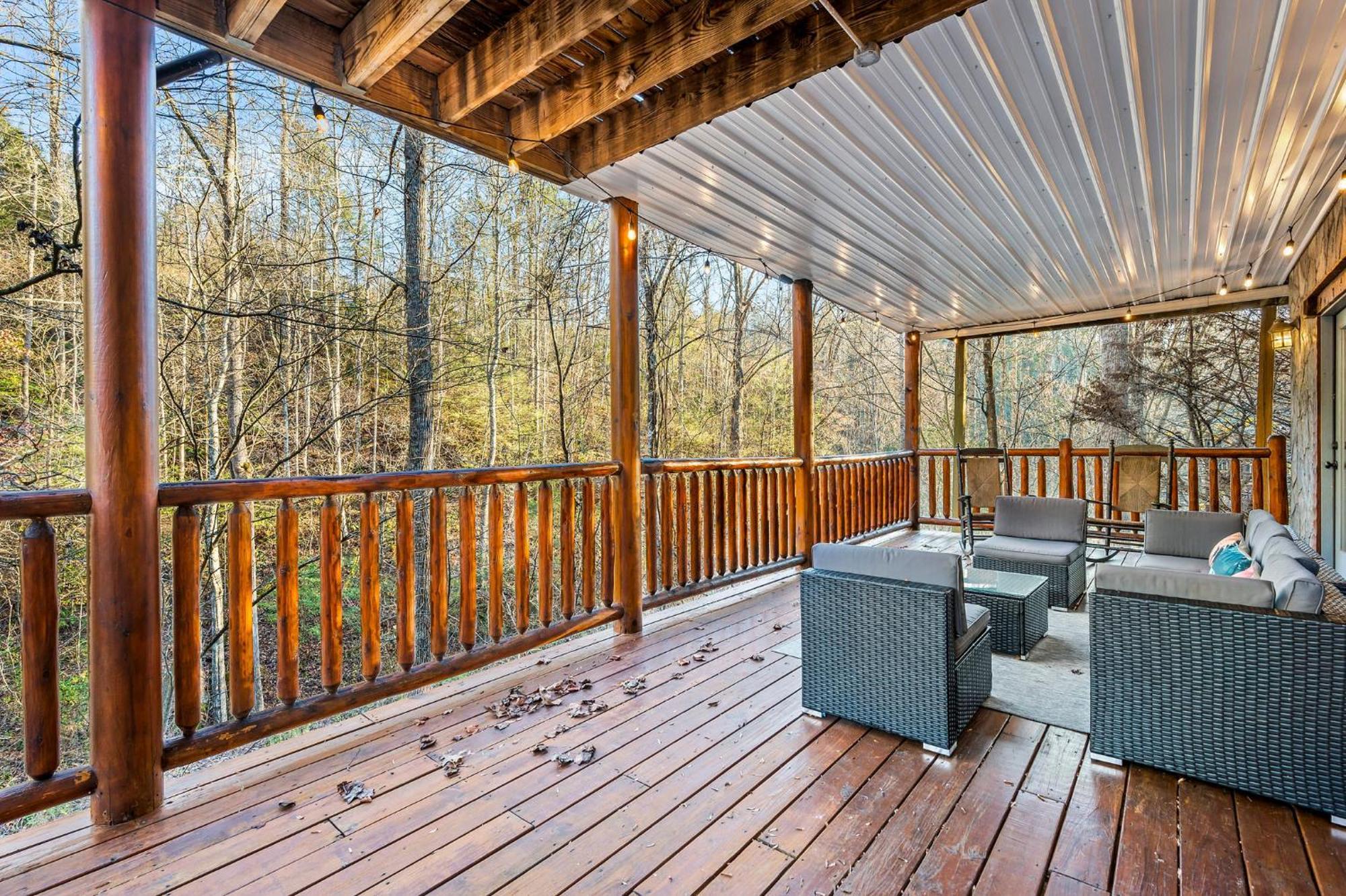 Mountain Laurel Holiday Home Гетлинбург Екстериор снимка