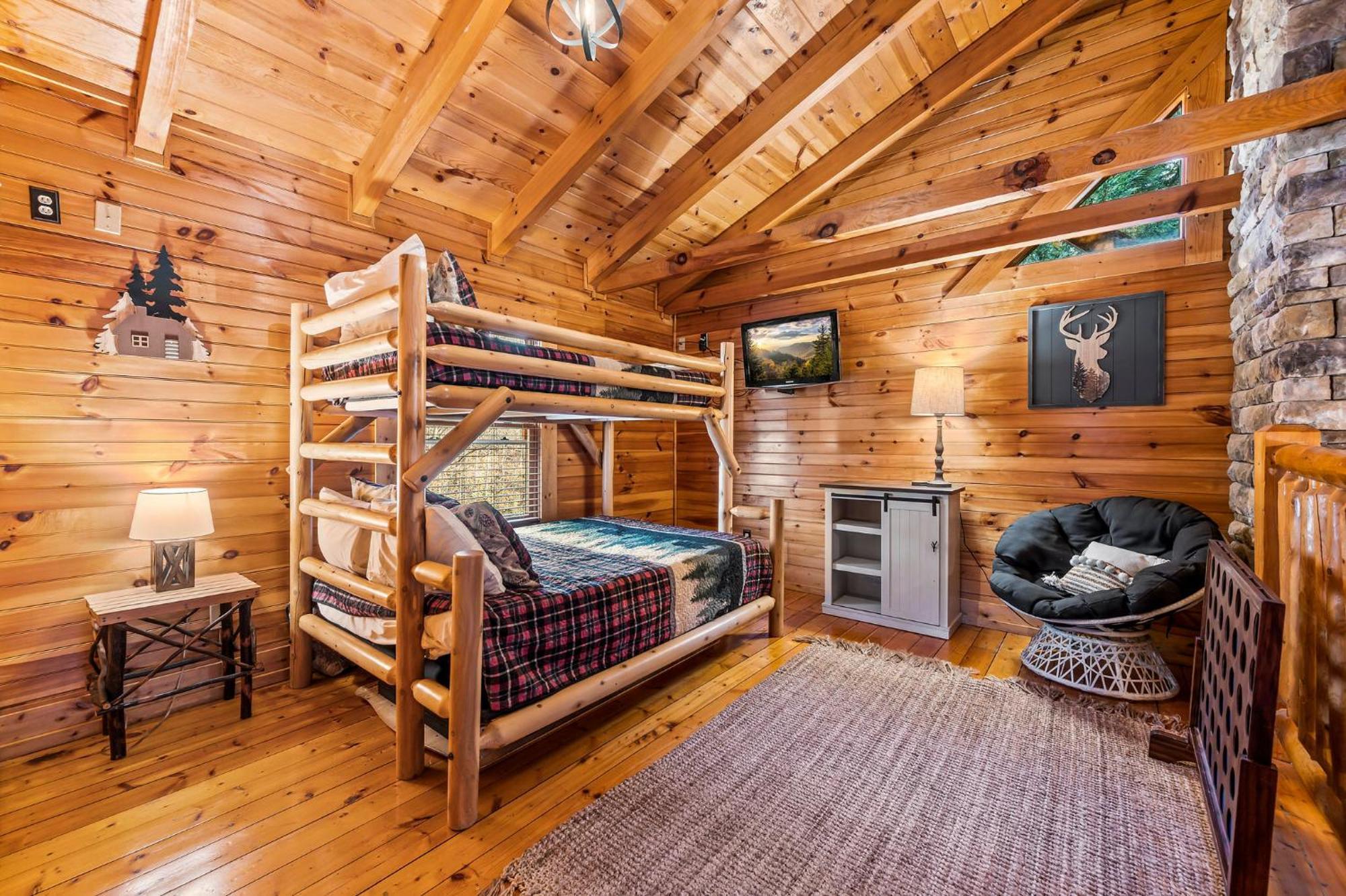 Mountain Laurel Holiday Home Гетлинбург Екстериор снимка
