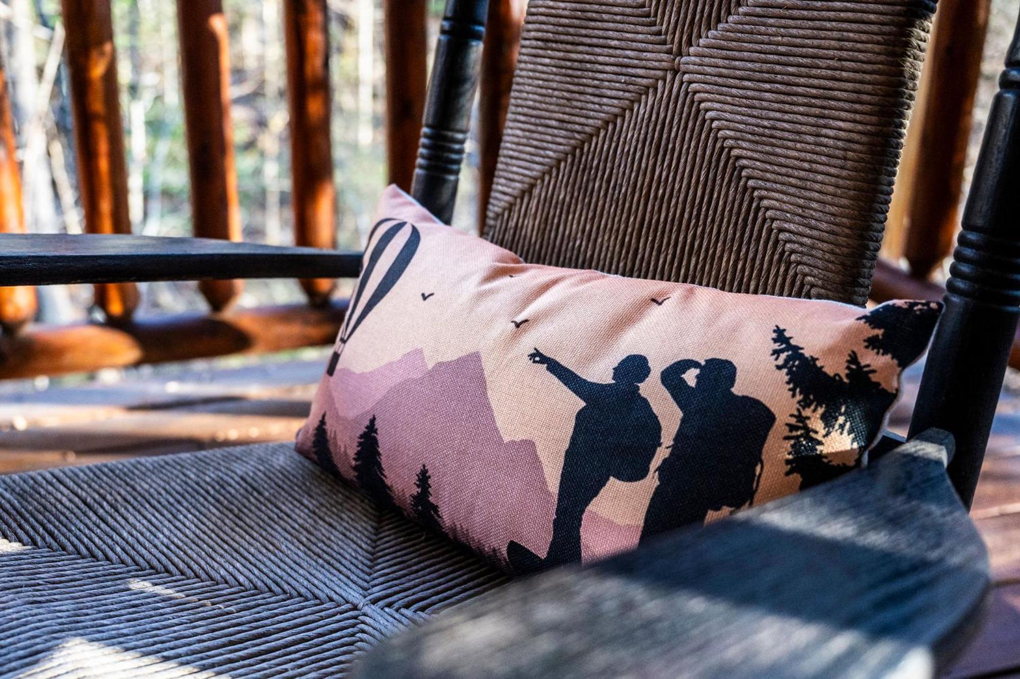 Mountain Laurel Holiday Home Гетлинбург Екстериор снимка